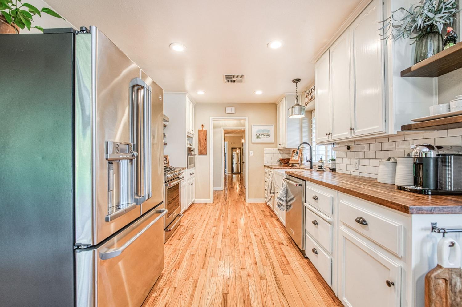 1473 W Scott Ave, Fresno, CA 93711
