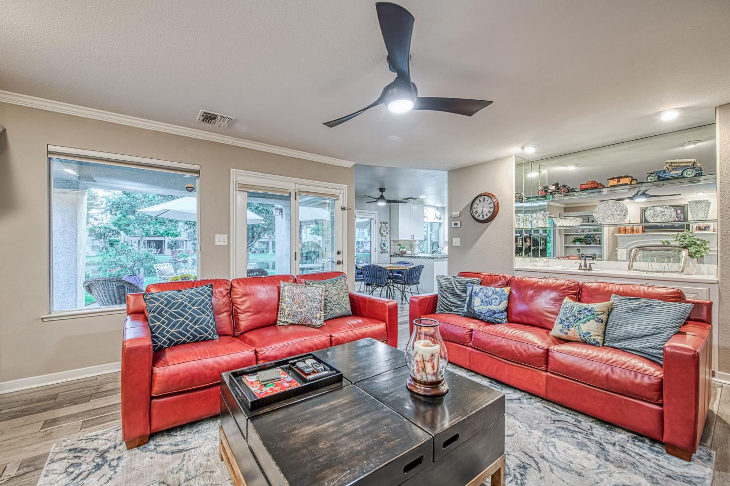 3077 W Pembrook, Fresno, CA 93711