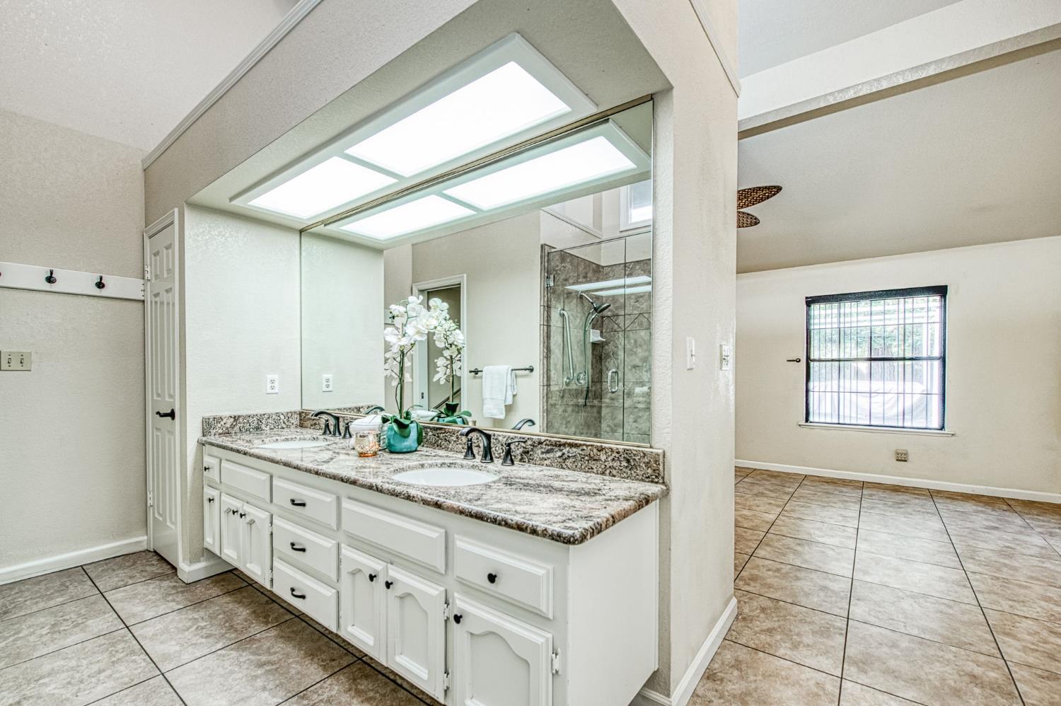 1229 W Bullard Ave #149, Fresno, CA 93711