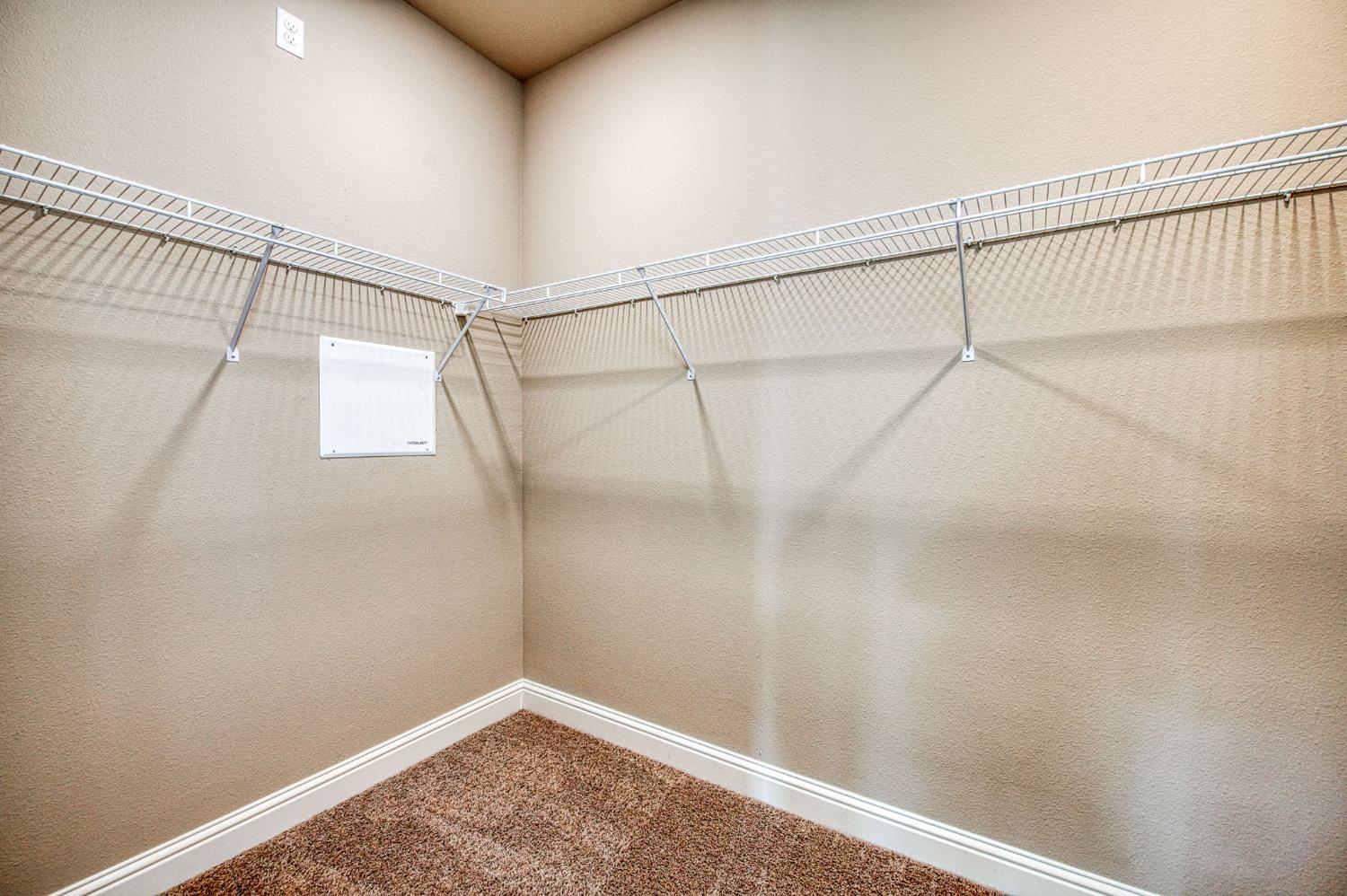 2157 W Juliet Way, Fresno, CA 93711