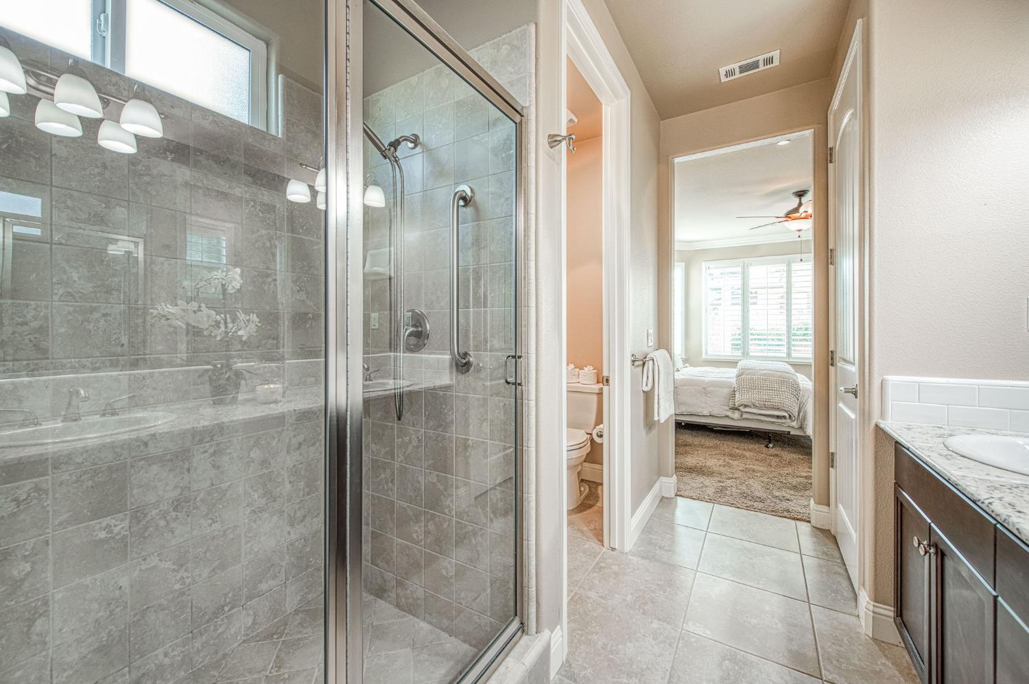 2157 W Juliet Way, Fresno, CA 93711