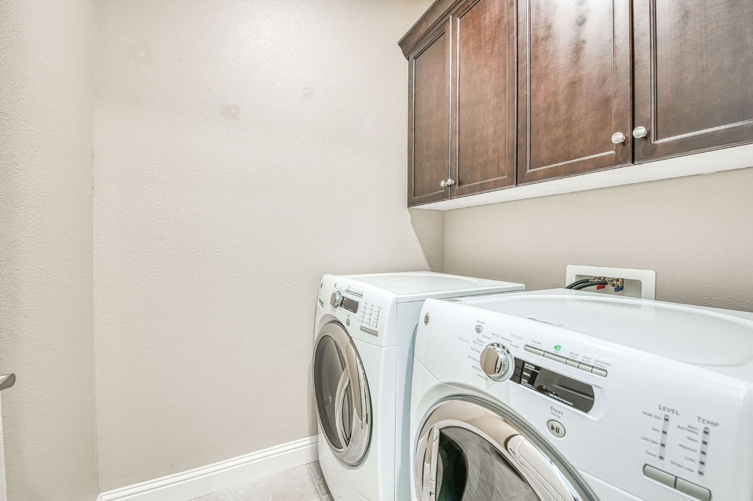 2157 W Juliet Way, Fresno, CA 93711