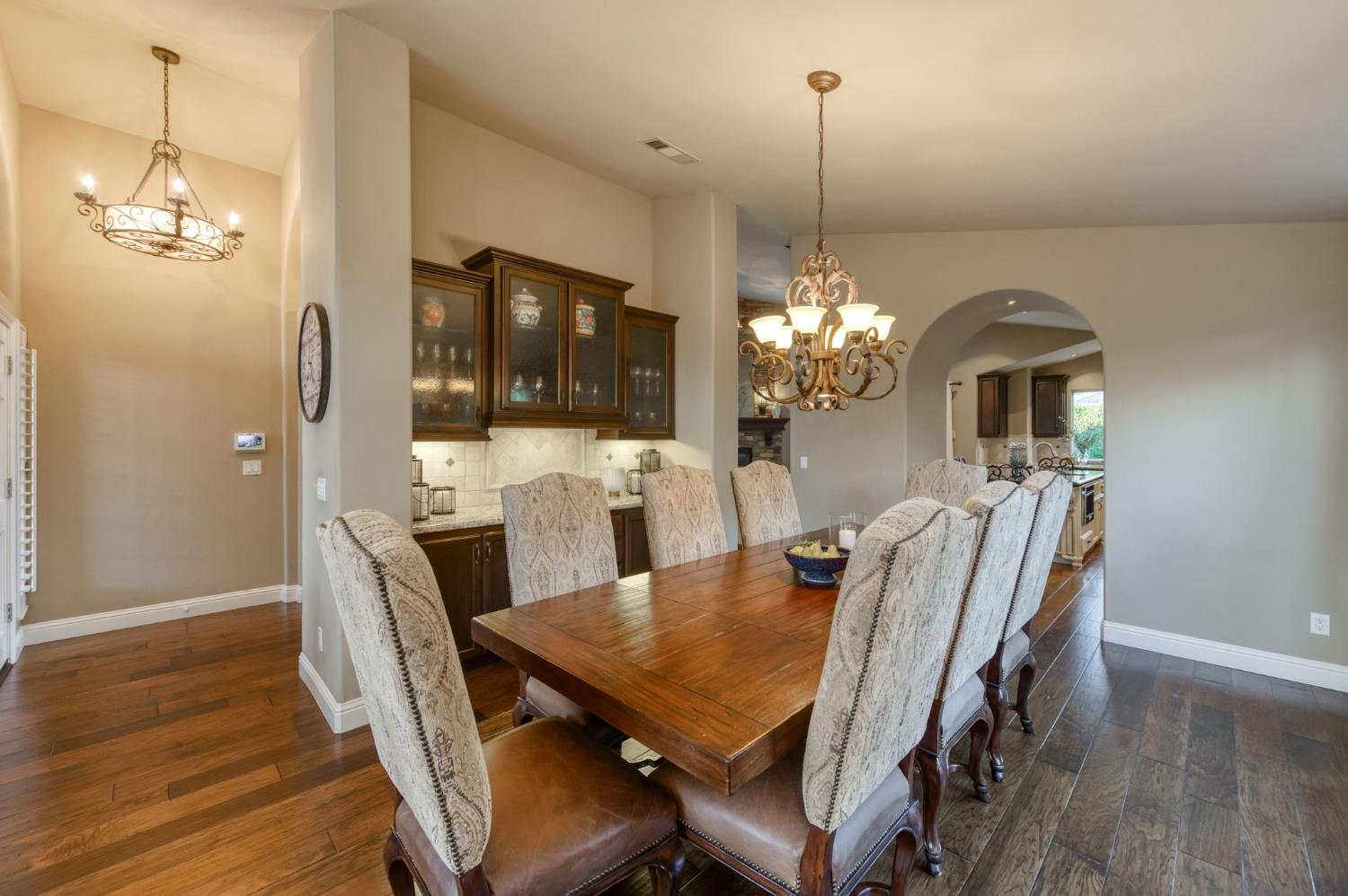 2176 E Niles Ave, Fresno, CA 93720