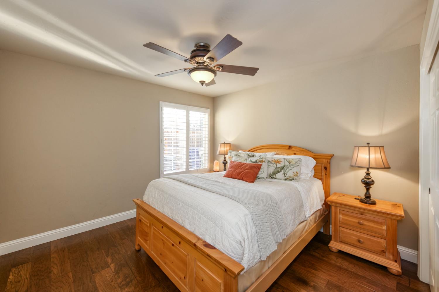 2176 E Niles Ave, Fresno, CA 93720