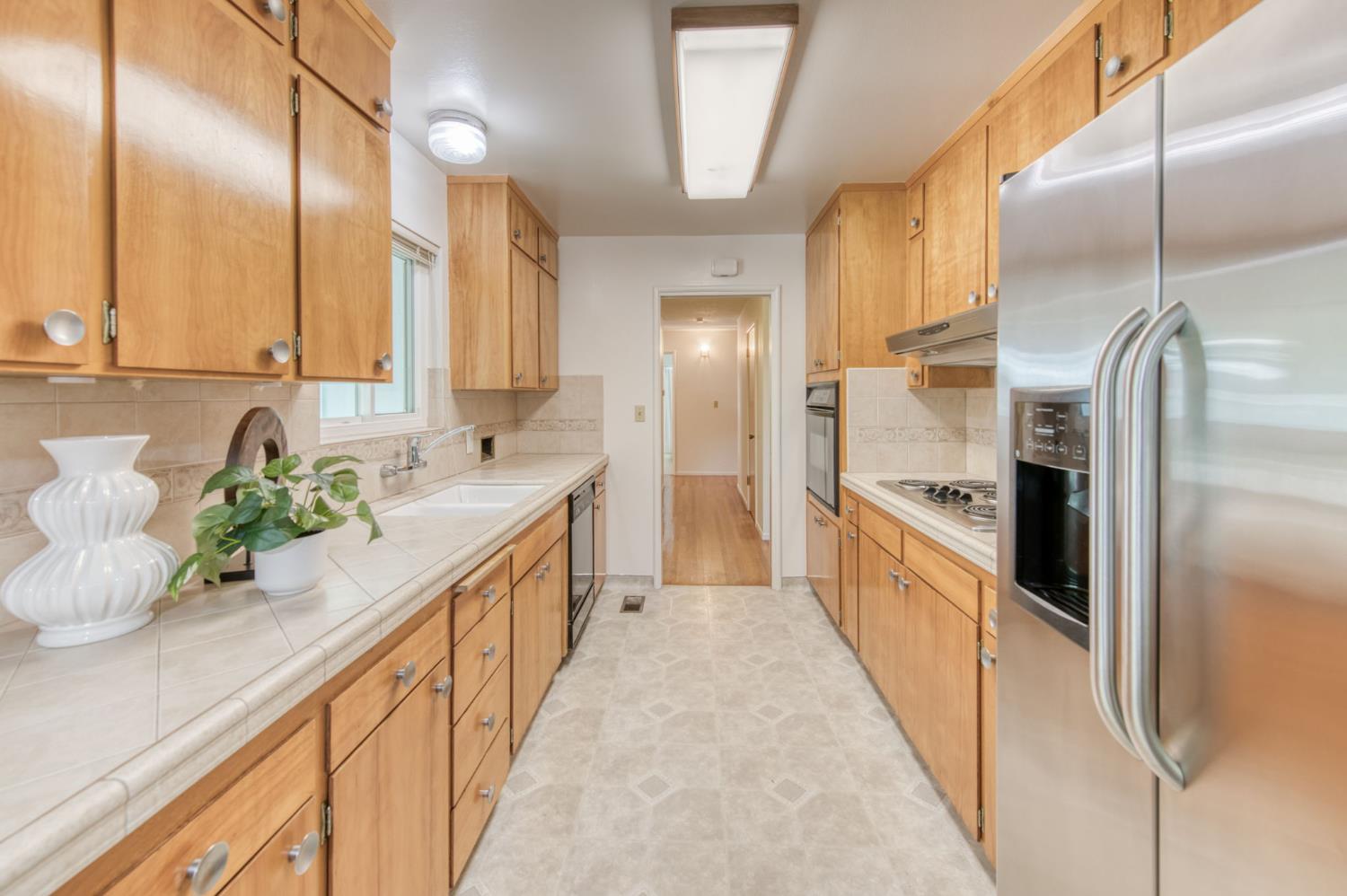 534 W Pico Ave, Fresno, CA 93705