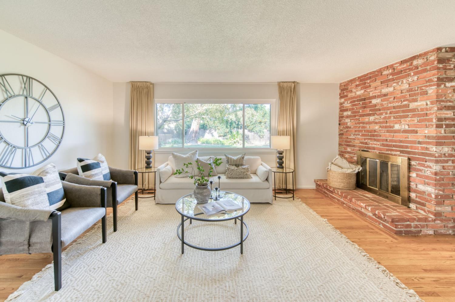 534 W Pico Ave, Fresno, CA 93705