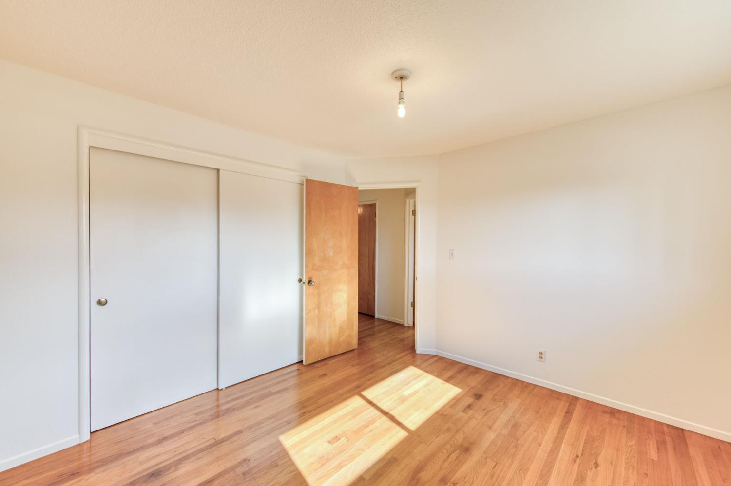 534 W Pico Ave, Fresno, CA 93705