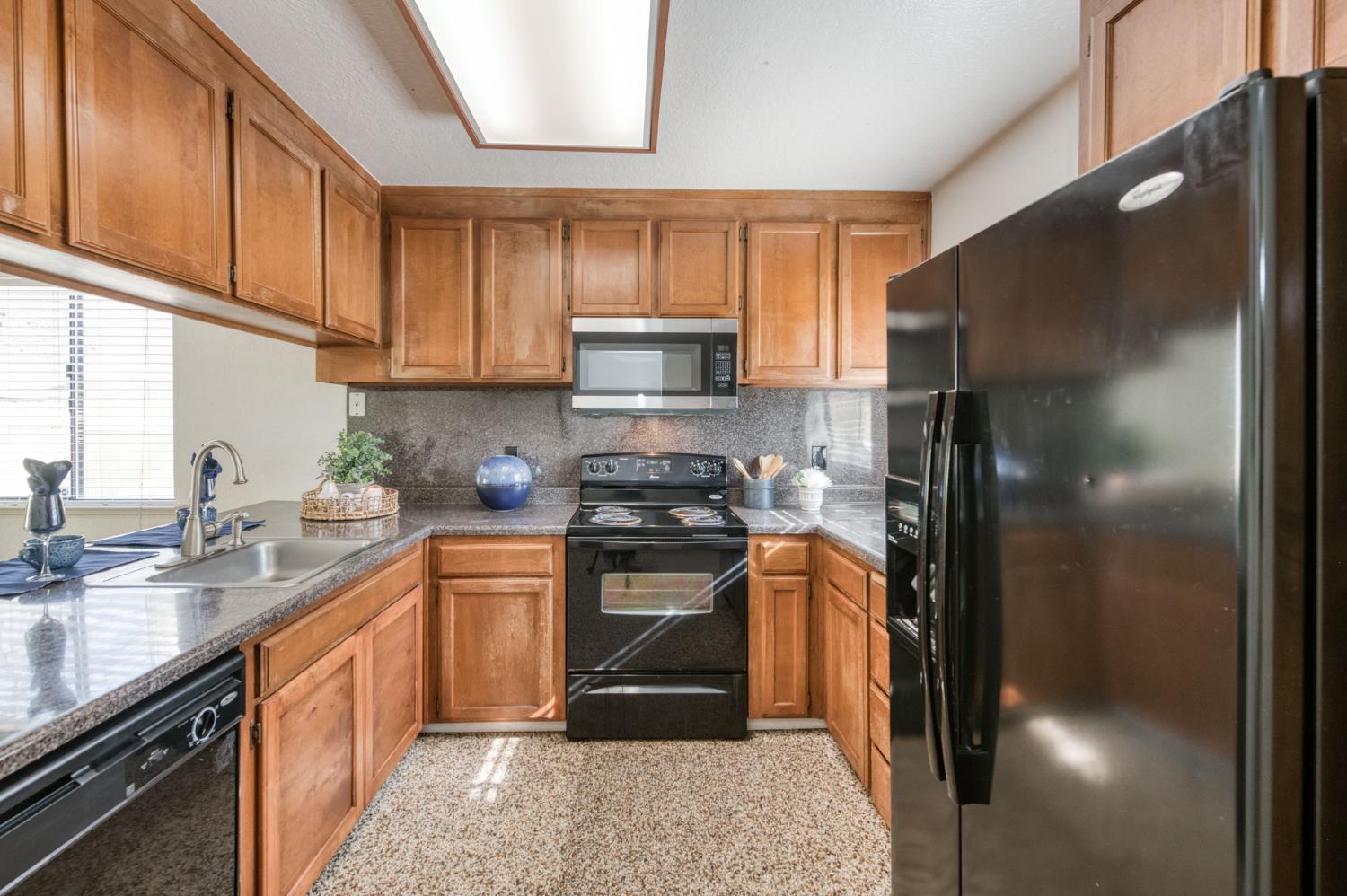 4875 N Backer Ave #138, Fresno, CA 93726