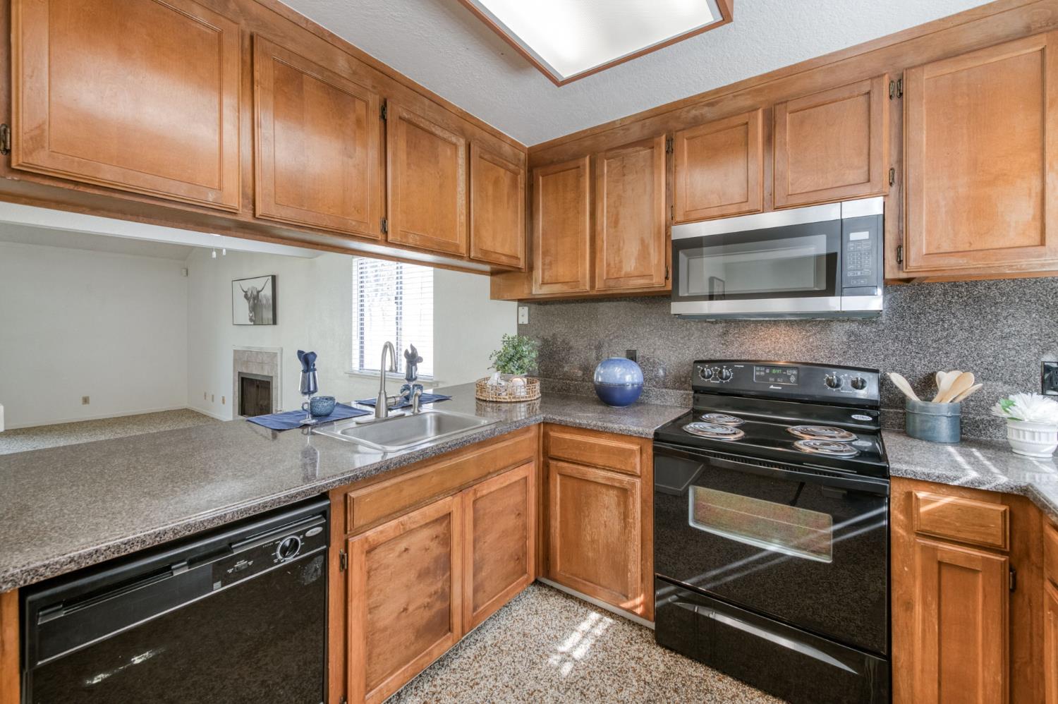 4875 N Backer Ave #138, Fresno, CA 93726