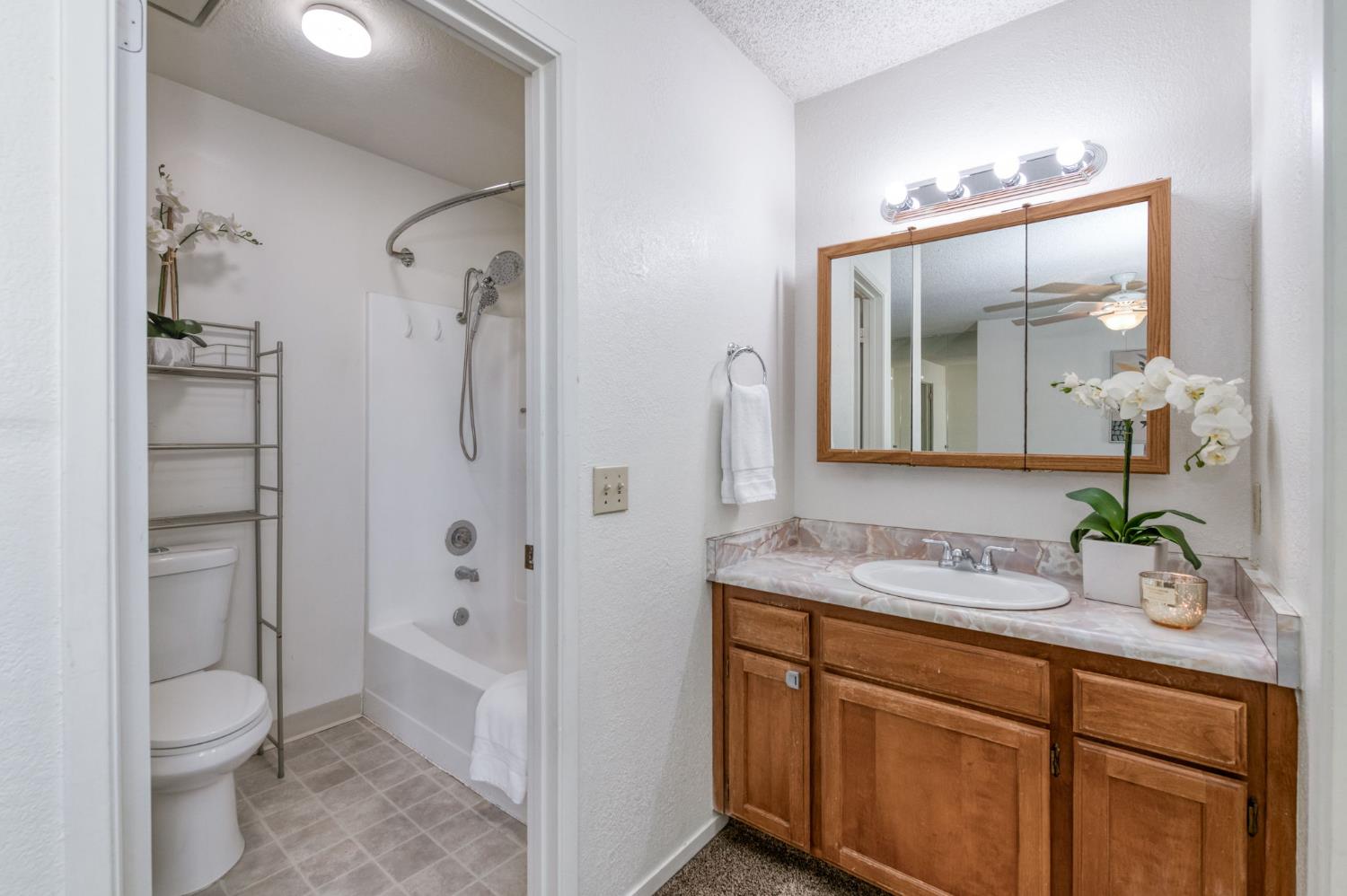 4875 N Backer Ave #138, Fresno, CA 93726