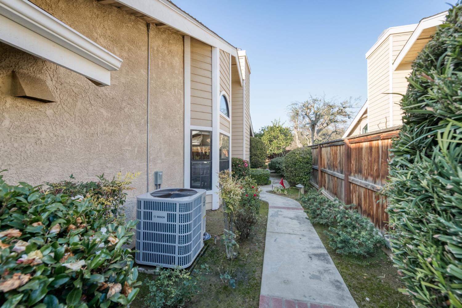 5110 N Fruit Ave #125, Fresno, CA 93711