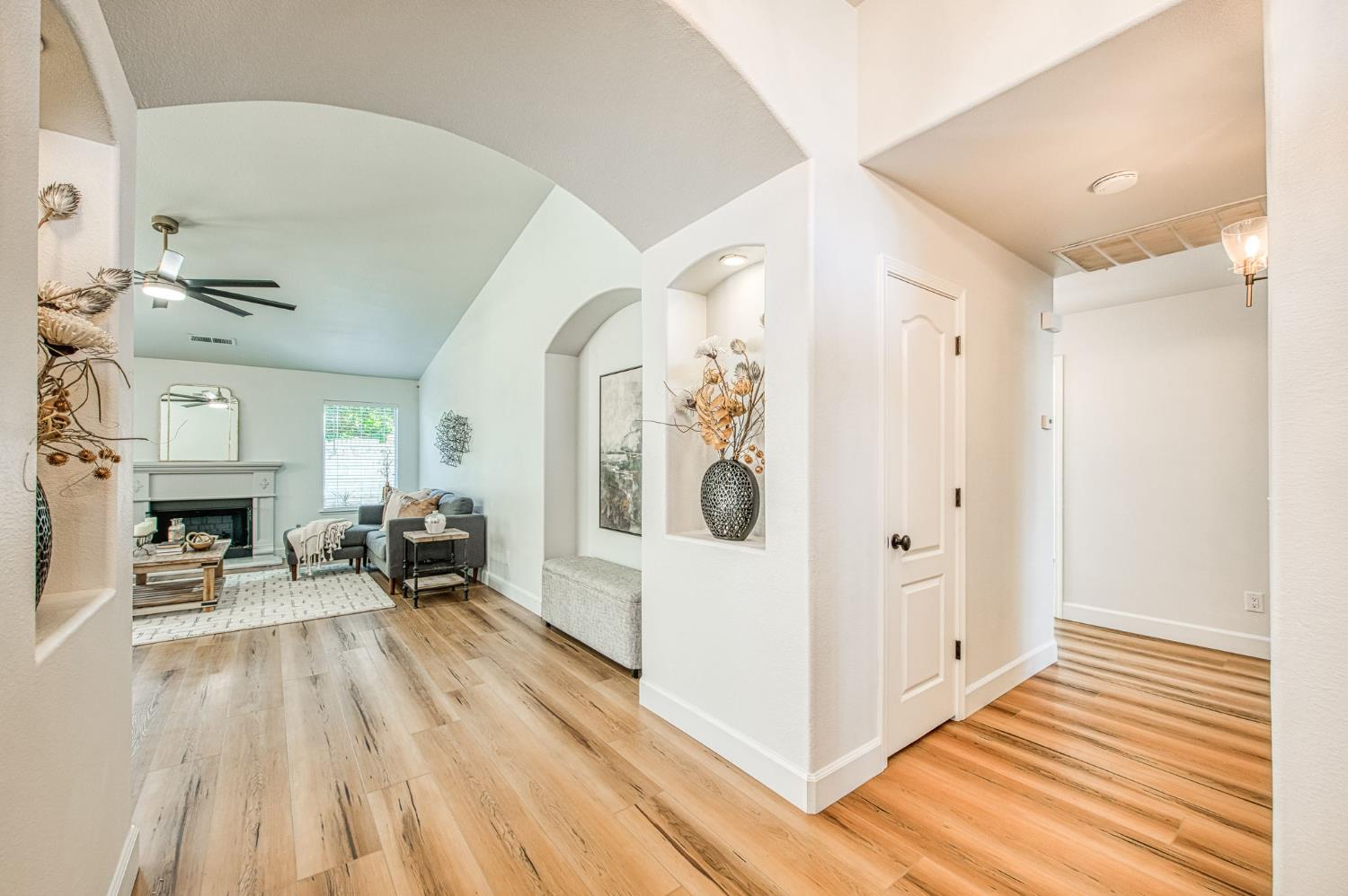 4994 W Decatur Ave, Fresno, CA 93722