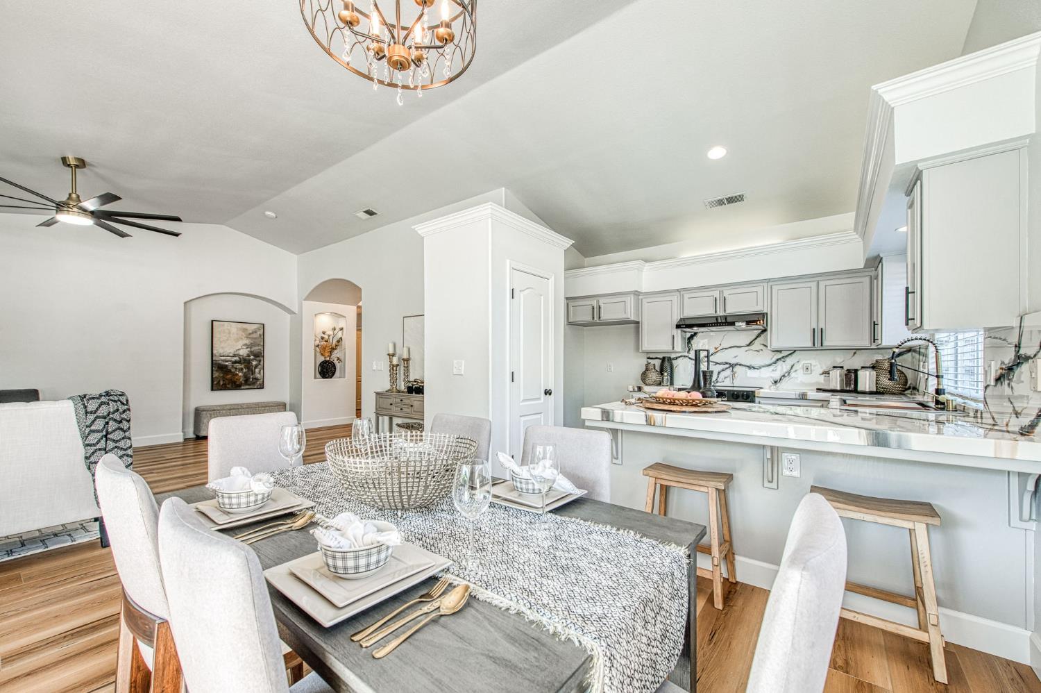 4994 W Decatur Ave, Fresno, CA 93722