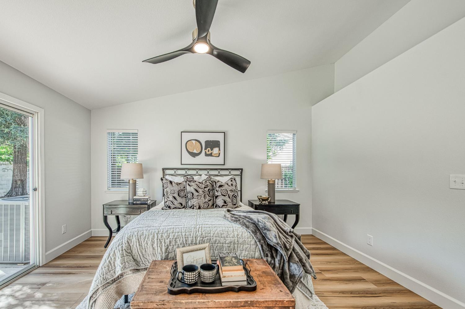 4994 W Decatur Ave, Fresno, CA 93722