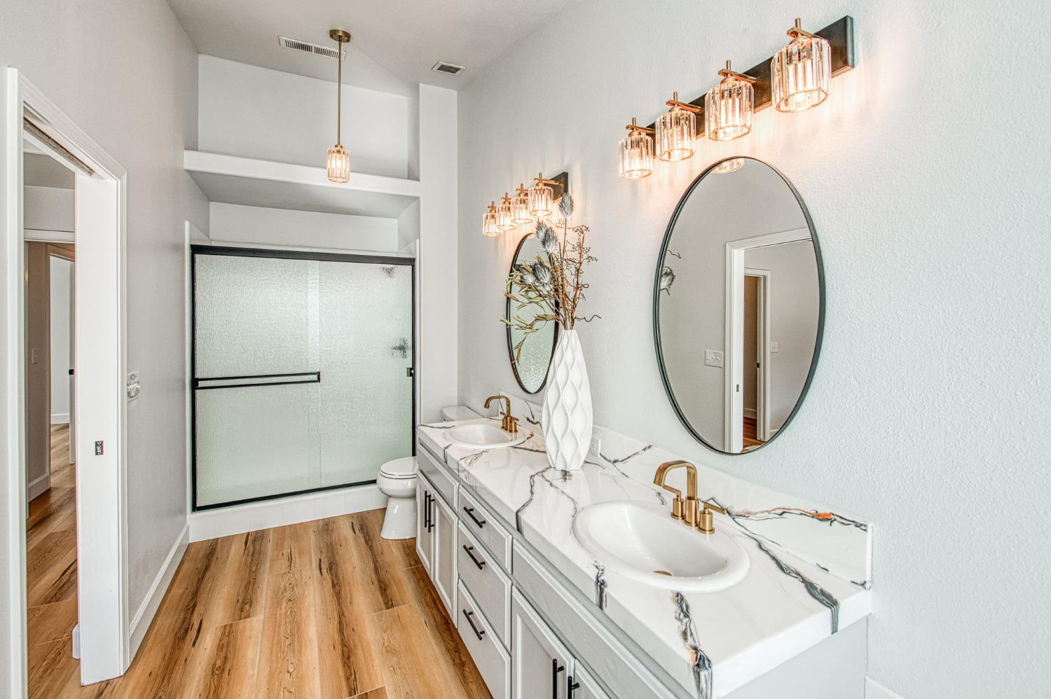 4994 W Decatur Ave, Fresno, CA 93722