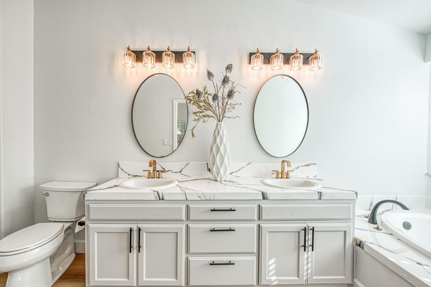 4994 W Decatur Ave, Fresno, CA 93722