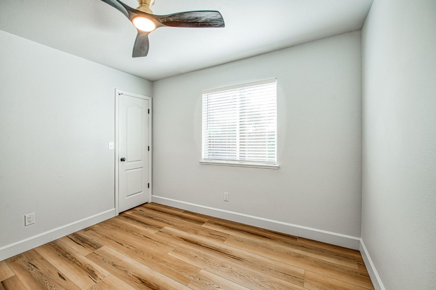 4994 W Decatur Ave, Fresno, CA 93722