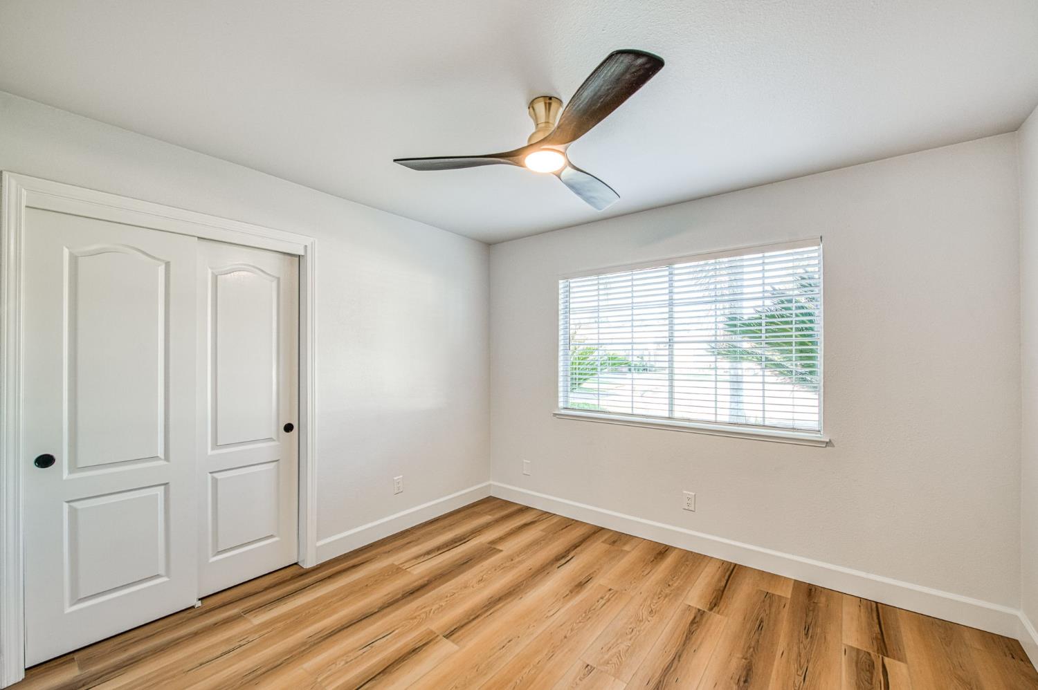 4994 W Decatur Ave, Fresno, CA 93722