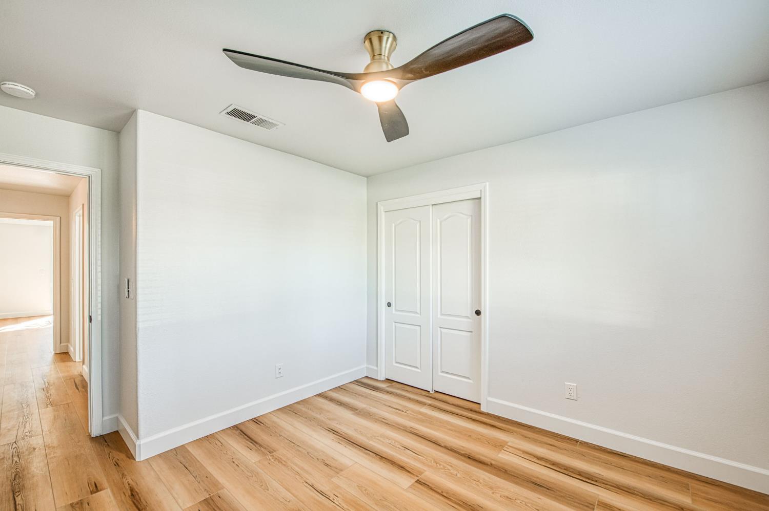 4994 W Decatur Ave, Fresno, CA 93722