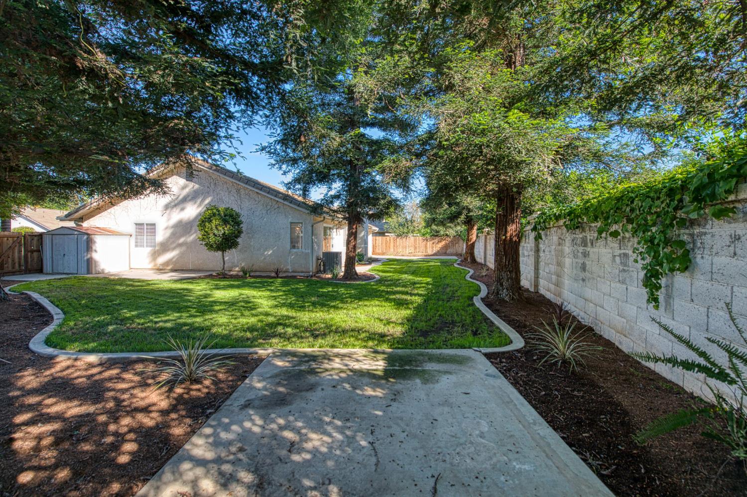 4994 W Decatur Ave, Fresno, CA 93722