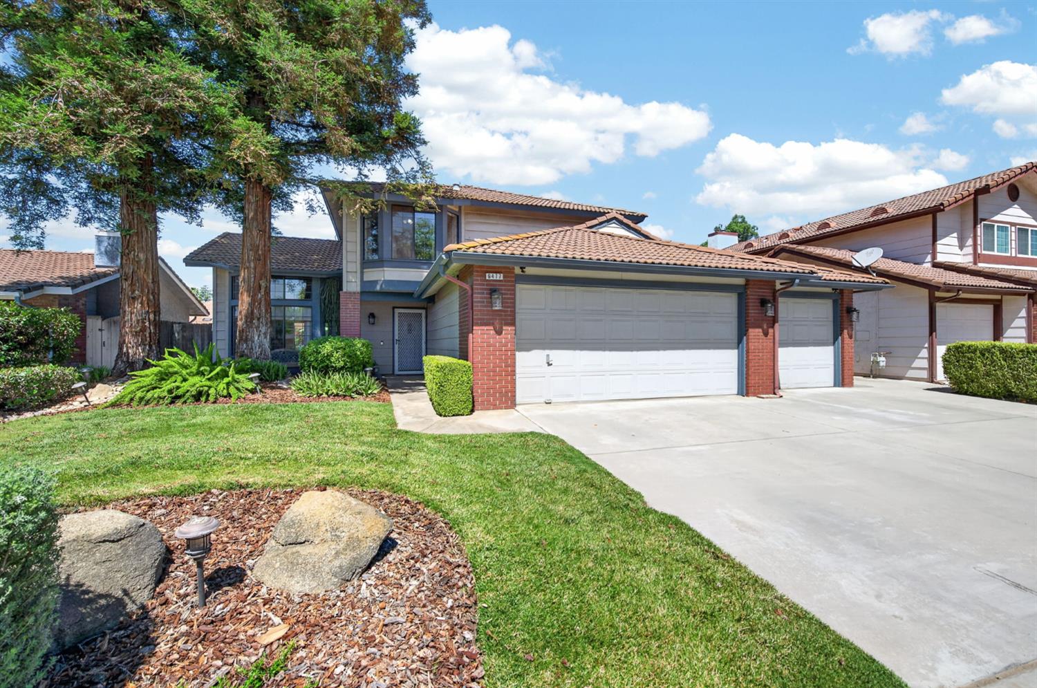 6477 N Hanover Ave, Fresno, CA 93722