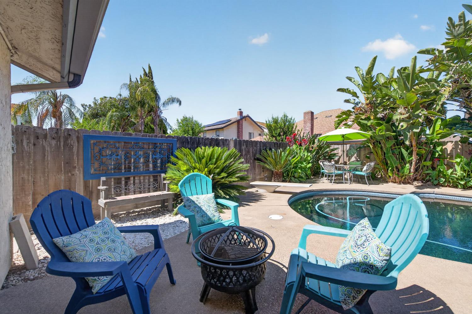 6477 N Hanover Ave, Fresno, CA 93722